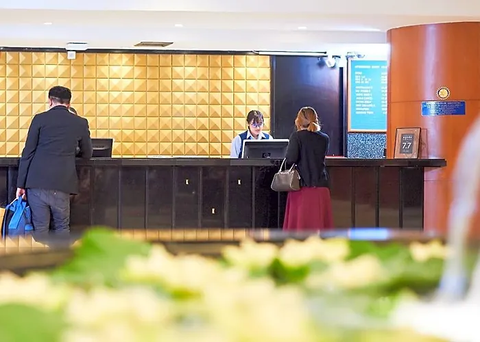 Narai Hotel 4*