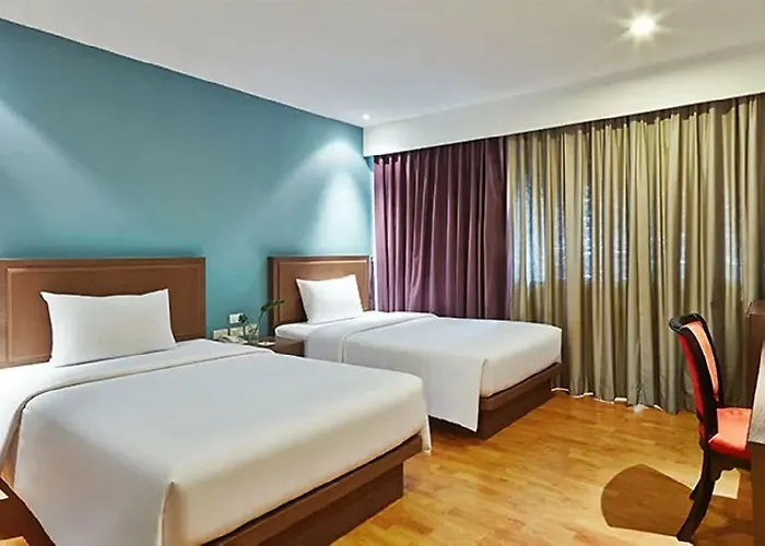 Narai Hotel 4*